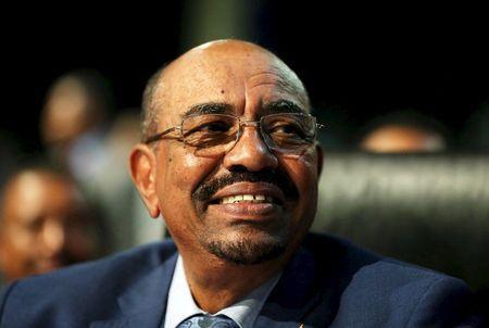 2015-06-14T182712Z_1_LYNXMPEB5D0F0_RTROPTP_2_AFRICA-SUMMIT-BASHIR-ICC