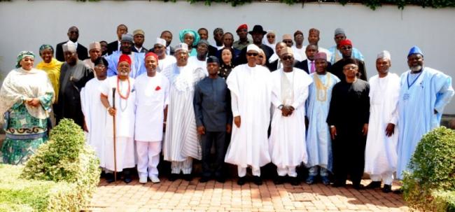 860x401xPIC.7.-INAUGURATION-OF-NEW-MINISTERS-AT-THE-PRESIDENTIAL-VILLA-IN-ABUJA.jpg.pagespeed.ic.Qq46vAvAu7