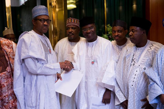 Buhari receives members of the Unity Party of Nigeria-2