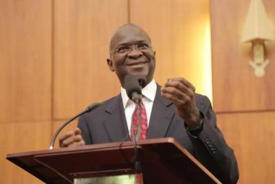 fashola-in-senate-e1447292702180